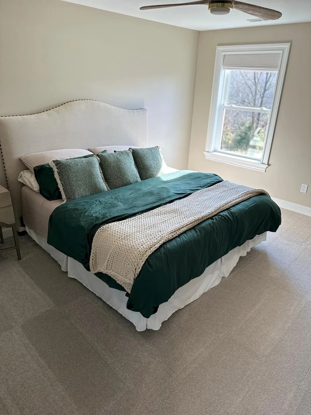 Bedroom cleaned and made up during a residential cleaning by Dolane Cleaning Services in Westerville, Ohio